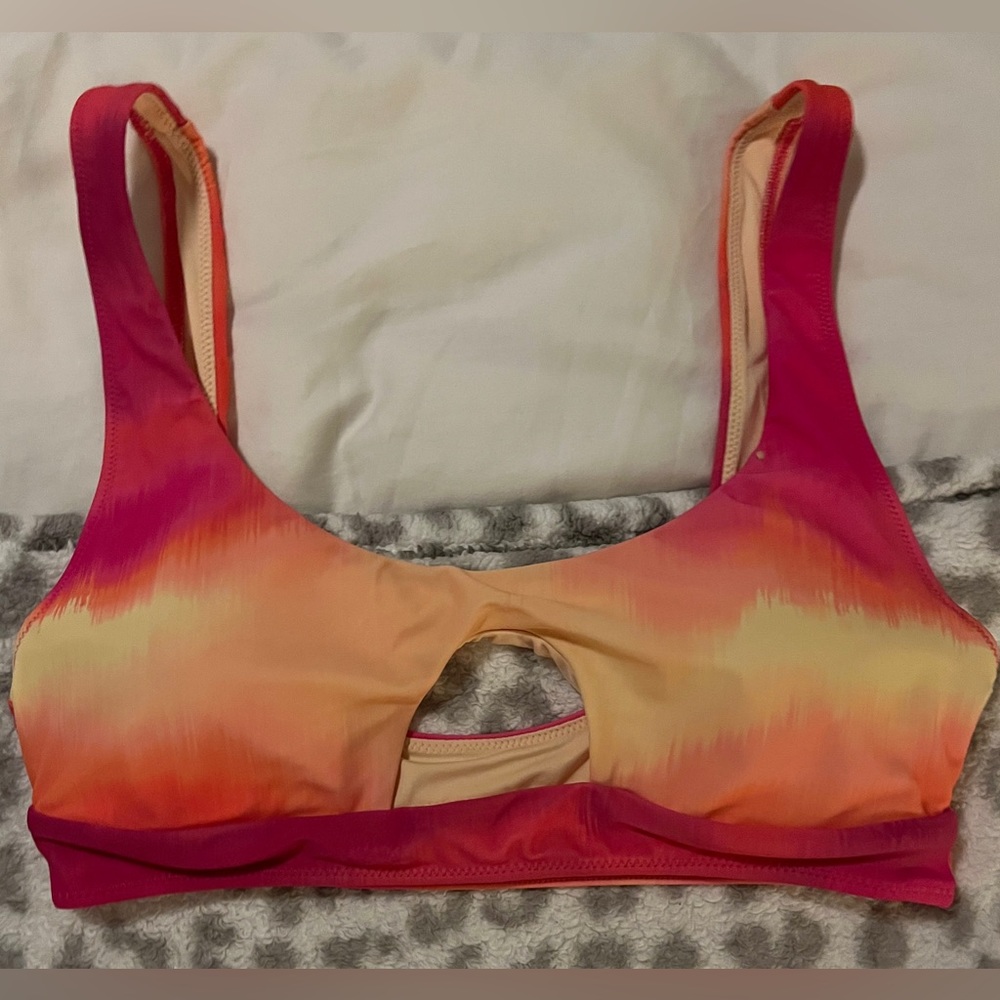 FOREVER 21 Bikini Top.